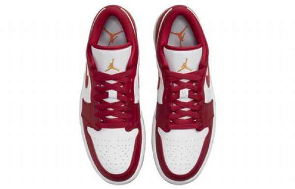 Nike Air Jordan 1 Matalat Topit Retro-koripallokengät Miehille Punainen