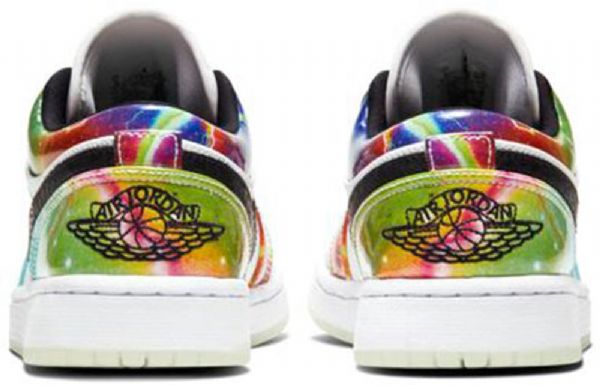 Nike Air Jordan 1 Matalat Topit Retro-koripallokengät Naisille Monivärinen