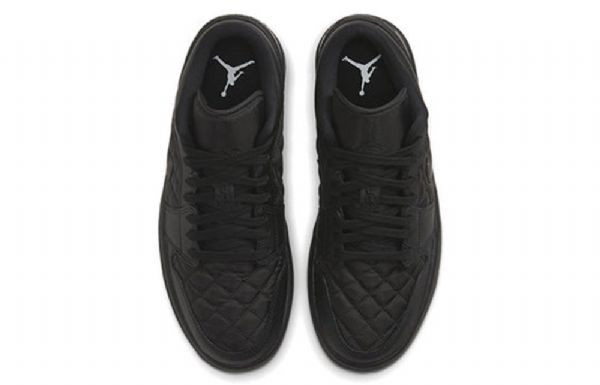 Nike Air Jordan 1 Matalat Topit Retro-koripallokengät Naisille Mustat