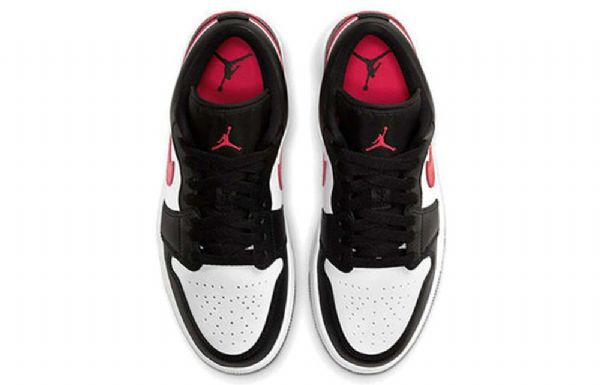 Nike Air Jordan 1 Matalat Topit Retro Koripallokengät Naisille Punainen