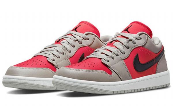 Nike Air Jordan 1 Matalat Topit Retro-koripallokengät Naisille Vaaleanpunainen