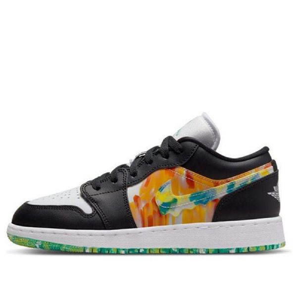 Nike Air Jordan 1 Matalat Topit Se Gs Koripallokengät Miehille Mustavalkoinen