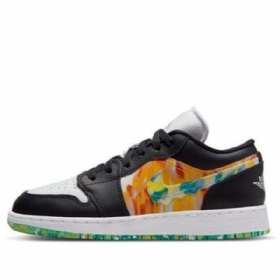 Nike Air Jordan 1 Matalat Topit Se Gs Koripallokengät Miehille Mustavalkoinen