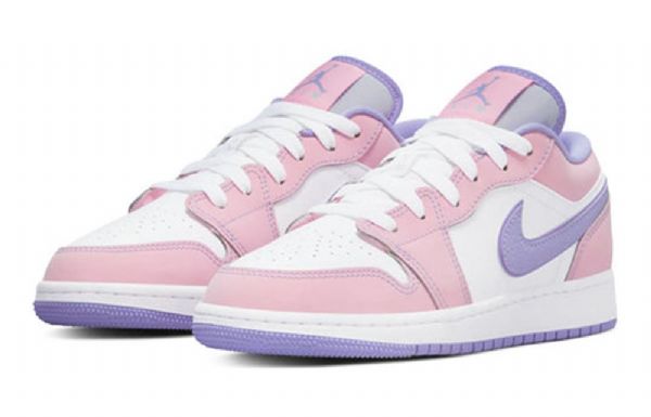 Nike Air Jordan 1 Matalat Topit Se Gs Koripallokengät Miehille Pinkki Violetti