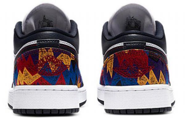 Nike Air Jordan 1 Matalat Topit Se Retro Koripallokengät Miehille Monivärinen
