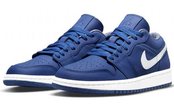 Nike Air Jordan 1 Matalat Topit Se Retro Koripallokengät Naisille Deep Royal Sininen