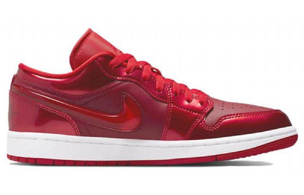 Nike Air Jordan 1 Matalat Topit Se Retro Koripallokengät Naisille Punainen