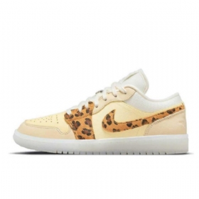 Nike Air Jordan 1 Matalat Topit Snkrs Päiväkengät Naisille Keltainen Leopardi