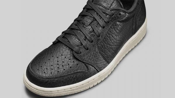 Nike Air Jordan 1 Matalat Topit Swooshless Miesten Kengät Musta
