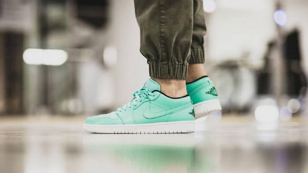 Nike Air Jordan 1 Matalat Topit Tiffany-kengät Miehille Turkoosi