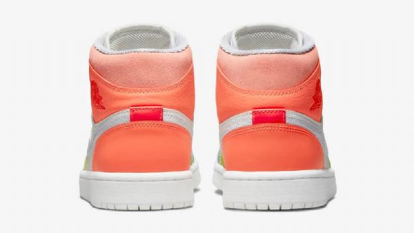 Nike Air Jordan 1 Mid Topit Ensimmäisiin Miesten Valmentajakenkiini Monivärinen