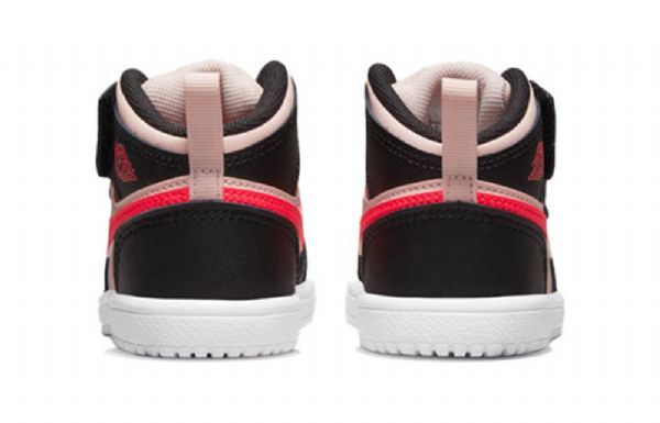 Nike Air Jordan 1 Mid Tops Alt Retro Koripallokengät Lapsille Musta Vaaleanpunainen