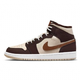 Nike Air Jordan 1 Mid Tops Fleece-kengät Naisille Ruskea Khaki