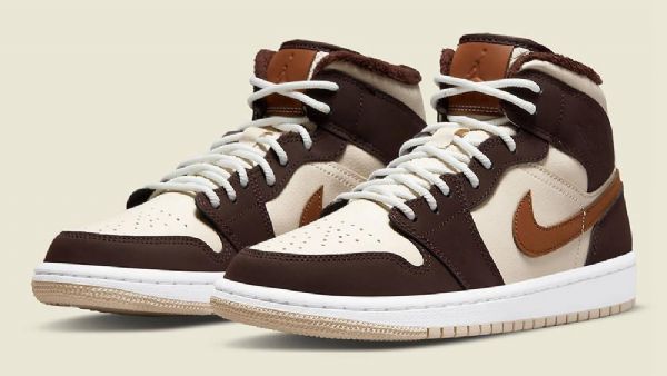 Nike Air Jordan 1 Mid Tops Fleece-kengät Naisille Ruskea Khaki