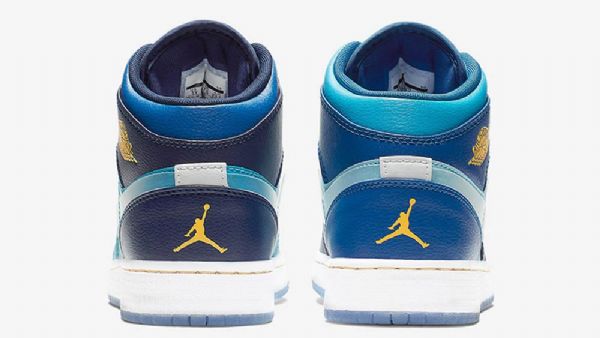 Nike Air Jordan 1 Mid Tops Fly Kengät Miehille Siniset