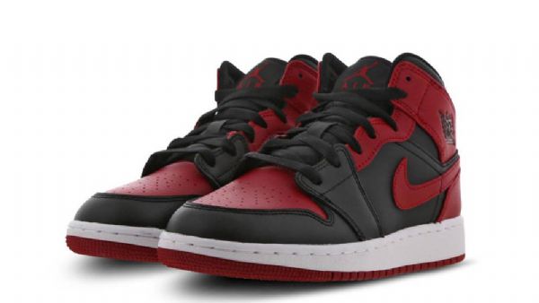Nike Air Jordan 1 Mid Tops Gs Banned Kengät Naisille Musta Punainen