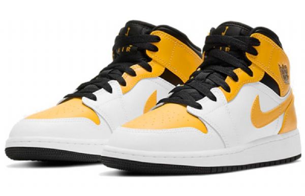 Nike Air Jordan 1 Mid Tops Gs Koripallokengät Miehille Kultaa