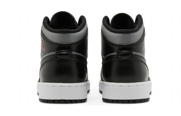 Nike Air Jordan 1 Mid Tops Gs Koripallokengät Miehille Musta Harmaa