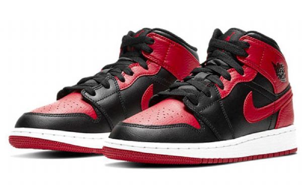 Nike Air Jordan 1 Mid Tops Gs Koripallokengät Miehille Musta Punainen
