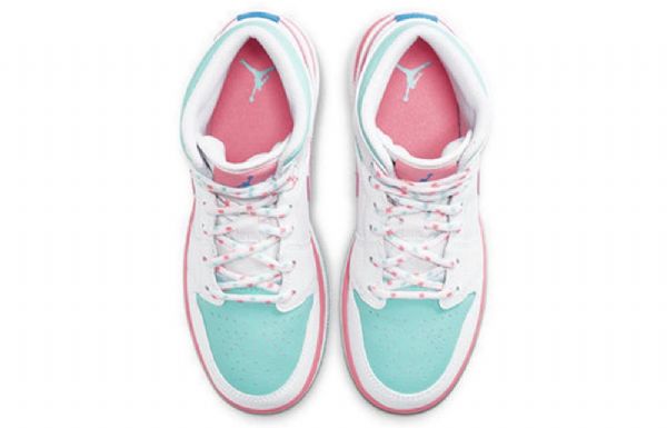 Nike Air Jordan 1 Mid Tops Gs Koripallokengät Miehille Pinkki