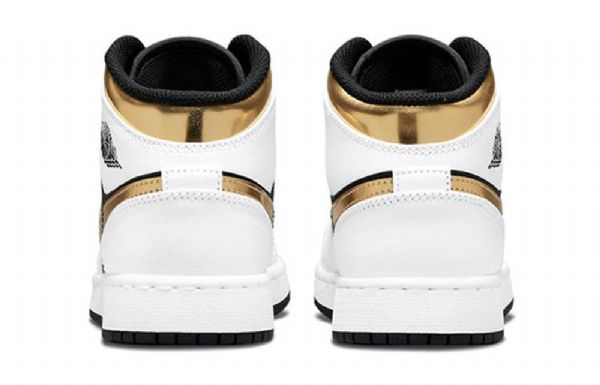 Nike Air Jordan 1 Mid Tops Gs Koripallokengät Miehille Valkoinen Kulta