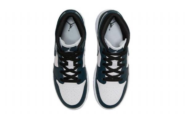 Nike Air Jordan 1 Mid Tops Gs Retro Koripallokengät Miehille Laivastonsininen