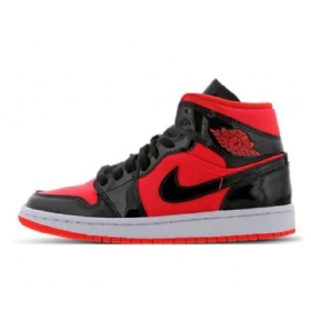 Nike Air Jordan 1 Mid Tops Hot Punch Kengät Miehille Musta Punainen