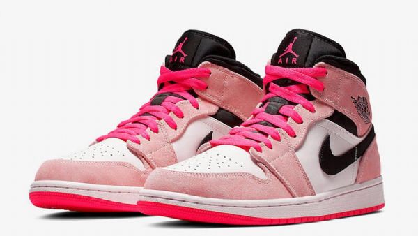 Nike Air Jordan 1 Mid Tops Hyperkengät Naisten Vaaleanpunainen