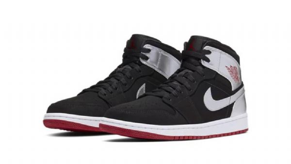 Nike Air Jordan 1 Mid Tops Johnny Kilroy Miesten Kengät Musta Hopea