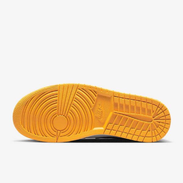 Nike Air Jordan 1 Mid Tops Kengät Miehille Keltainen Valkoinen Musta