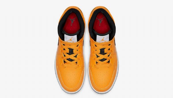 Nike Air Jordan 1 Mid Tops Kengät Miehille Kulta Musta