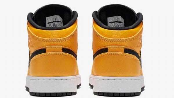 Nike Air Jordan 1 Mid Tops Kengät Miehille Kulta Musta