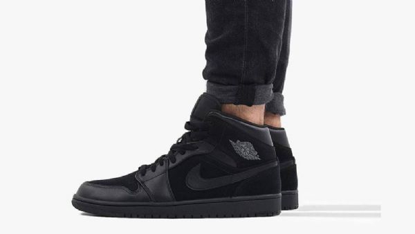 Nike Air Jordan 1 Mid Tops Kengät Miehille Musta