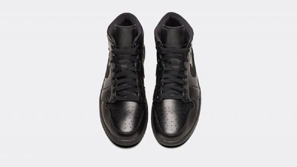 Nike Air Jordan 1 Mid Tops Kengät Miehille Musta