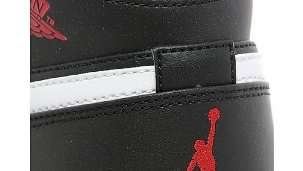 Nike Air Jordan 1 Mid Tops Kengät Miehille Musta Punainen