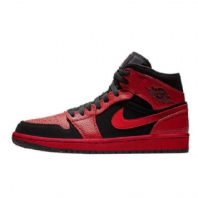 Nike Air Jordan 1 Mid Tops Kengät Miehille Musta Punainen
