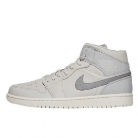 Nike Air Jordan 1 Mid Tops Kengät Miehille Vaaleanharmaa