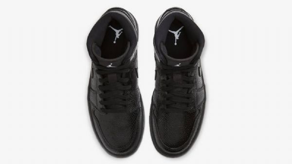 Nike Air Jordan 1 Mid Tops Kengät Naisille Musta