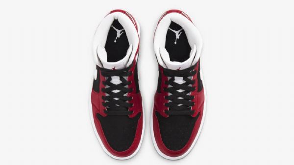 Nike Air Jordan 1 Mid Tops Kengät Naisille Punainen Musta