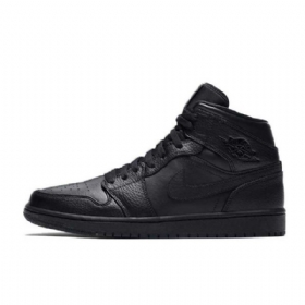 Nike Air Jordan 1 Mid Tops Kolminkertaiset Miesten Kengät Musta