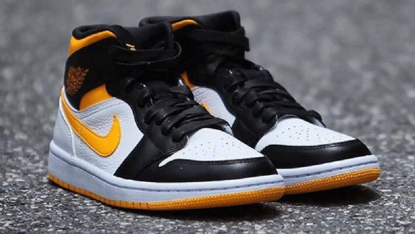 Nike Air Jordan 1 Mid Tops Laserkengät Naisille Oranssi