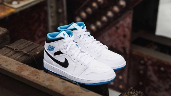 Nike Air Jordan 1 Mid Tops Laserkengät Naisille Siniset