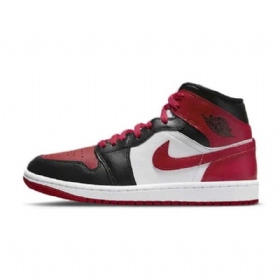 Nike Air Jordan 1 Mid Tops Leveävarvaskengät Naisille Musta Valkoinen Burgundy
