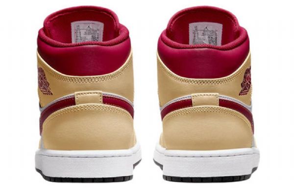 Nike Air Jordan 1 Mid Tops Retro Koripallokengät Miehille Kirkkaanpunainen