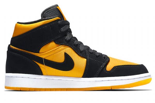 Nike Air Jordan 1 Mid Tops Retro Koripallokengät Miehille Musta Kulta