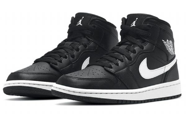 Nike Air Jordan 1 Mid Tops Retro Koripallokengät Naisille Musta Valkoinen