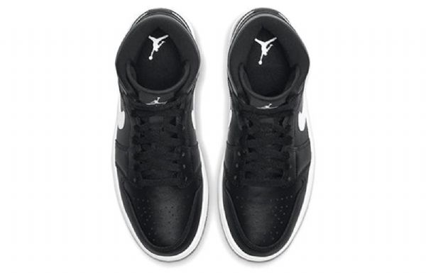 Nike Air Jordan 1 Mid Tops Retro Koripallokengät Naisille Musta Valkoinen