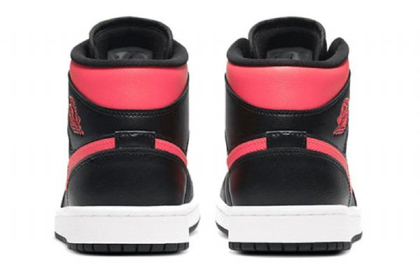 Nike Air Jordan 1 Mid Tops Retro Koripallokengät Naisille Punainen