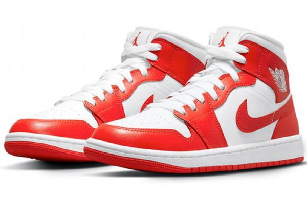 Nike Air Jordan 1 Mid Tops Retro Koripallokengät Naisille Punainen