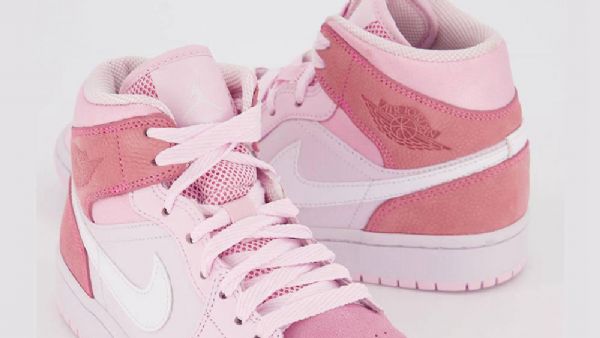 Nike Air Jordan 1 Mid Tops Sävyt Naisten Kesäkengät Vaaleanpunainen